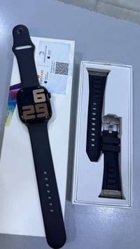 ساعة ابل واج سيريس 10  حجمها : 46mm  نسبة البطارية : %98  نسبة النظافه...