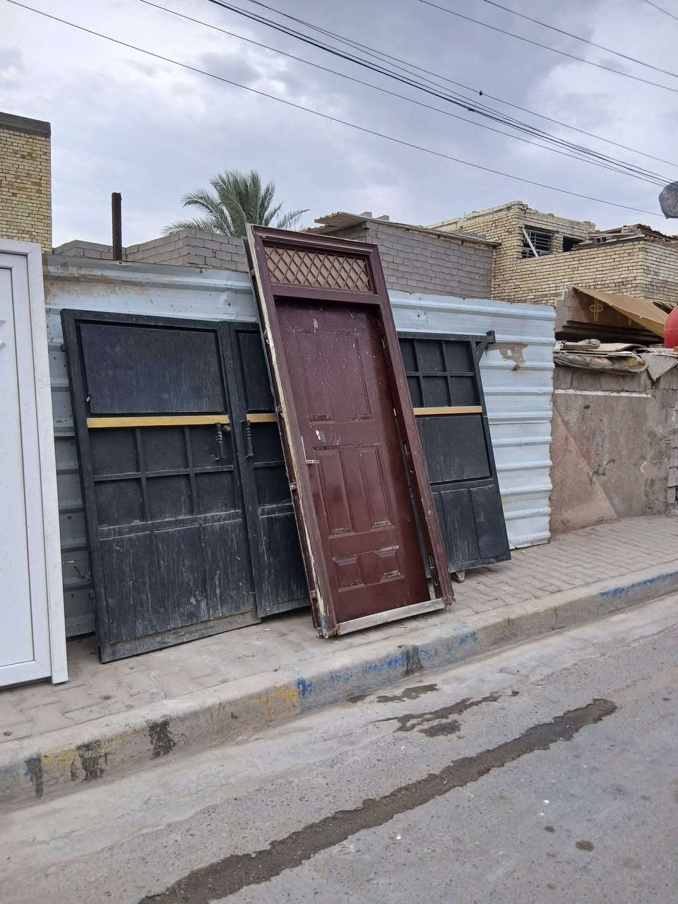 بيبان مستعمله • حي نصر • بغداد
