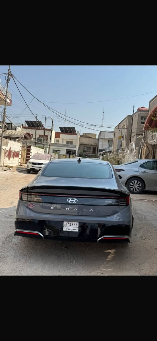 السلام عليكم للبيع سوناتا (sel) موديل 2024
لون سمنتي 
داخل ابيض السيارة بدون ارقام ،وارد امريكي ،حادثها بالحدادية راجعة ع الجاملغات السعر 167 وبي مجال 
مكانه بالحله 
***********
