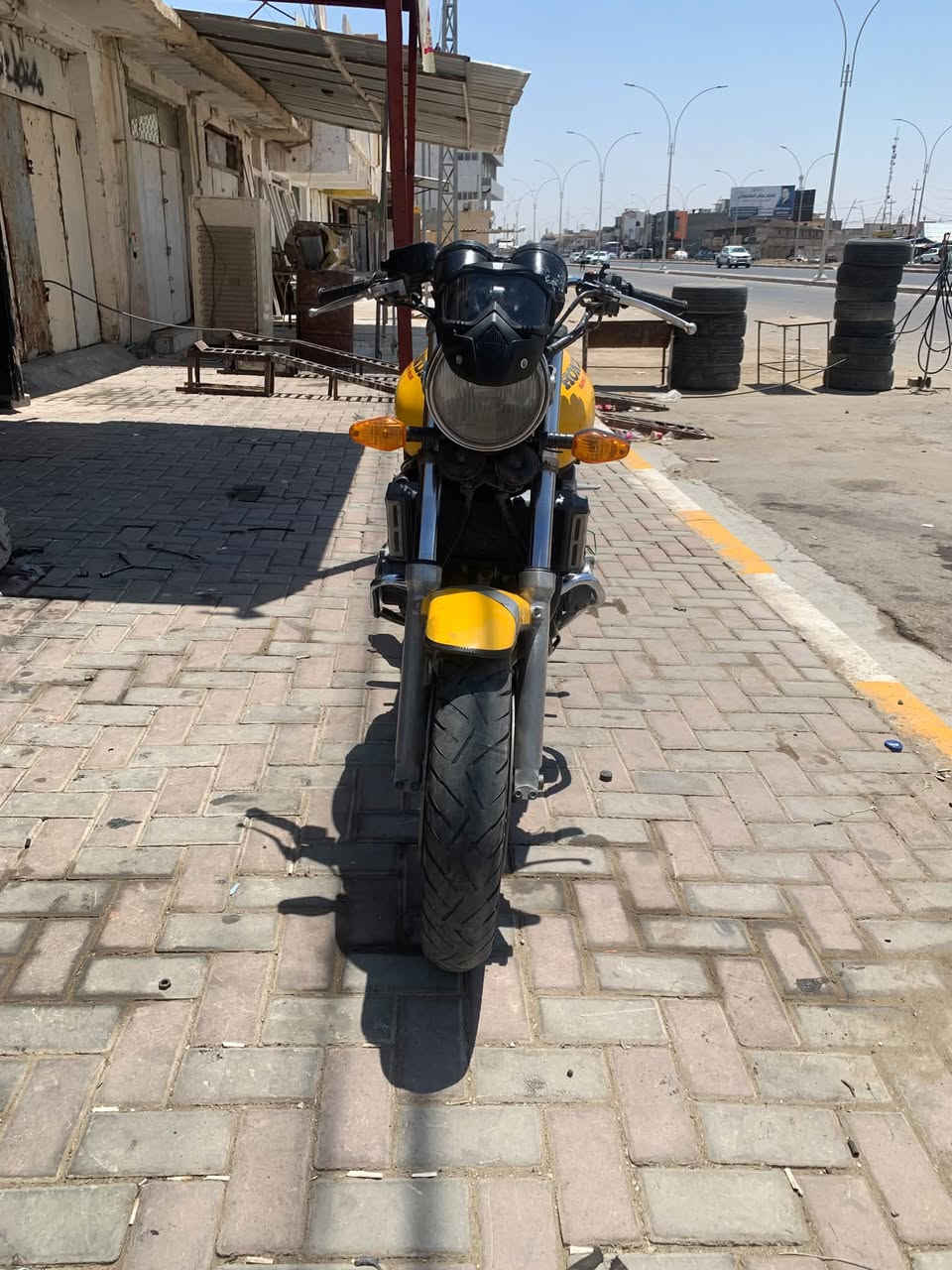السلام عليكم CB400 للبيع دراجه كفاله عامه محرك شرط ما مفتوح لا صوت ولا بخار نگره سلف كهربائياتها شغاله رونات شغاله دهن مبدله جديد تجي ترايك للبصره  السعر خاص  للستفسار *********** ))
