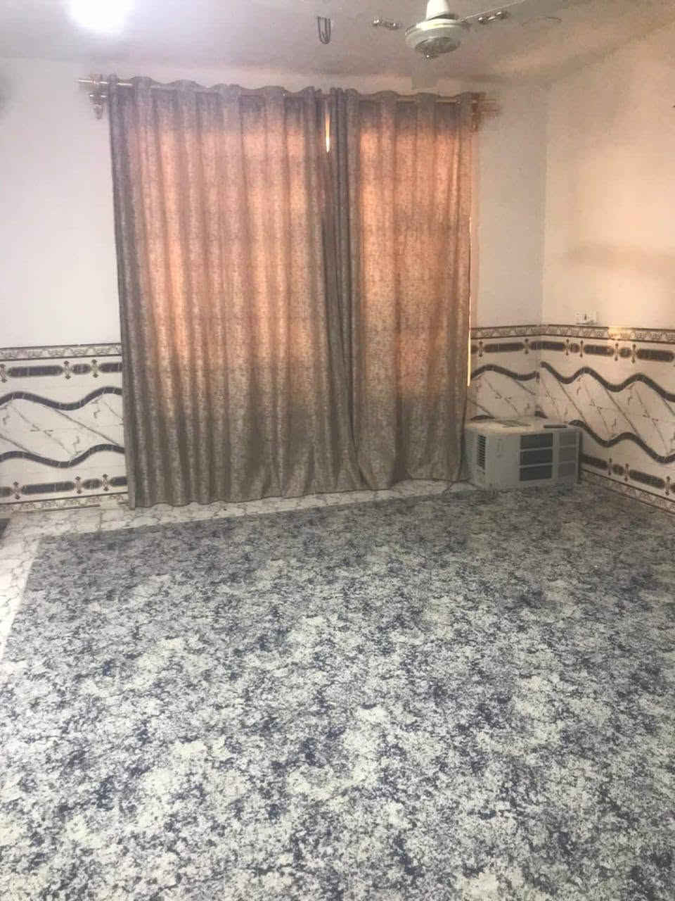 بيت للبيع قرب السيطرة اي ستفسار اتصل ع الرقم ***********
