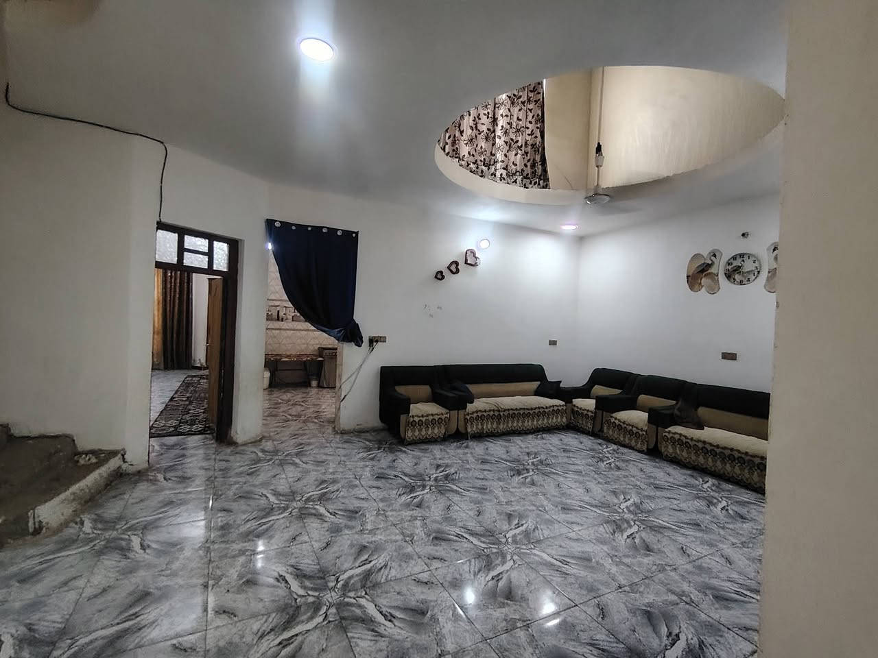 الشمري بغداد • ٢٠٠م • ٣ غرف