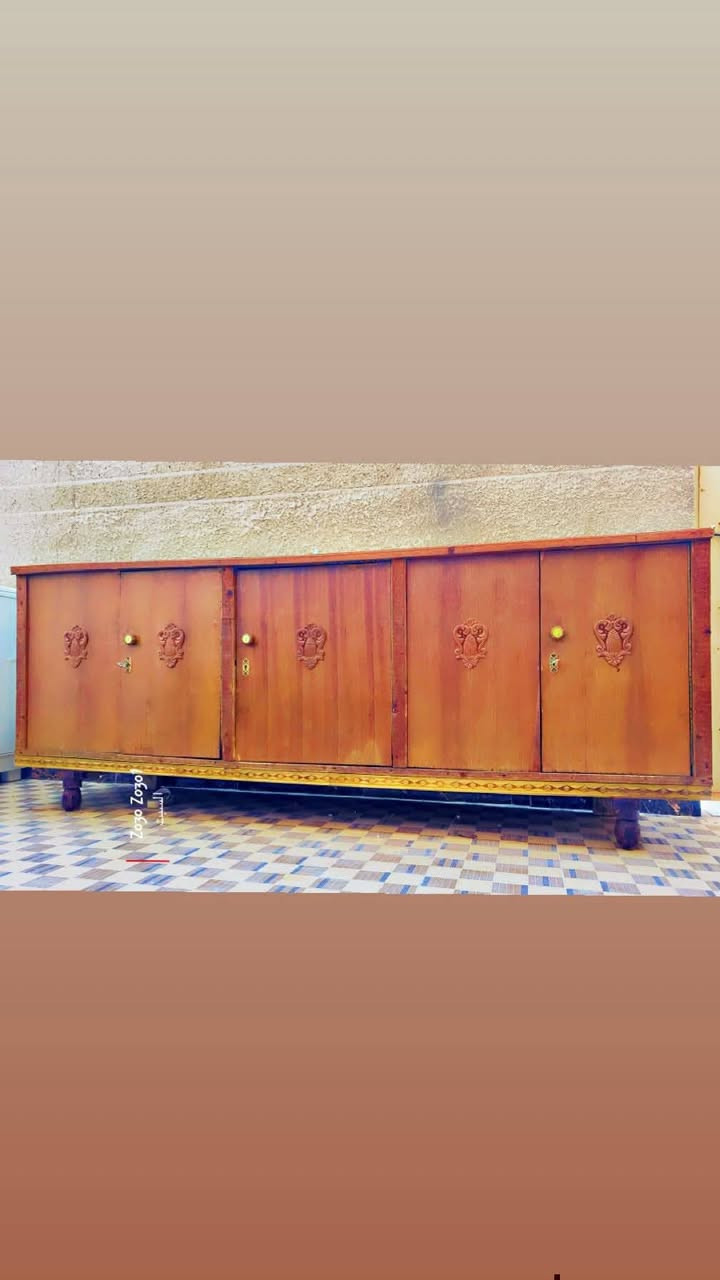 على بركة الله 🌱
اغراض مستعملة نضيفة جدا للبيع للاستفسار اكثر يرجى التواصل خاص للنساء فقط 🤚 او مراسلة صفحة ادريس ادريس او الاتصال على الرقم ***********
