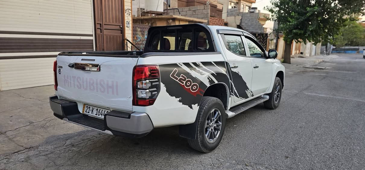 مستربۆشی قەزافی 2022دەبڵ ئەکسل پێنج کامێرا ناوسور بێ بۆیاخ 66هەزار ڕۆشتوە سۆنەریم داناوە سعر{2013 }*********** السليمانية, العراق
