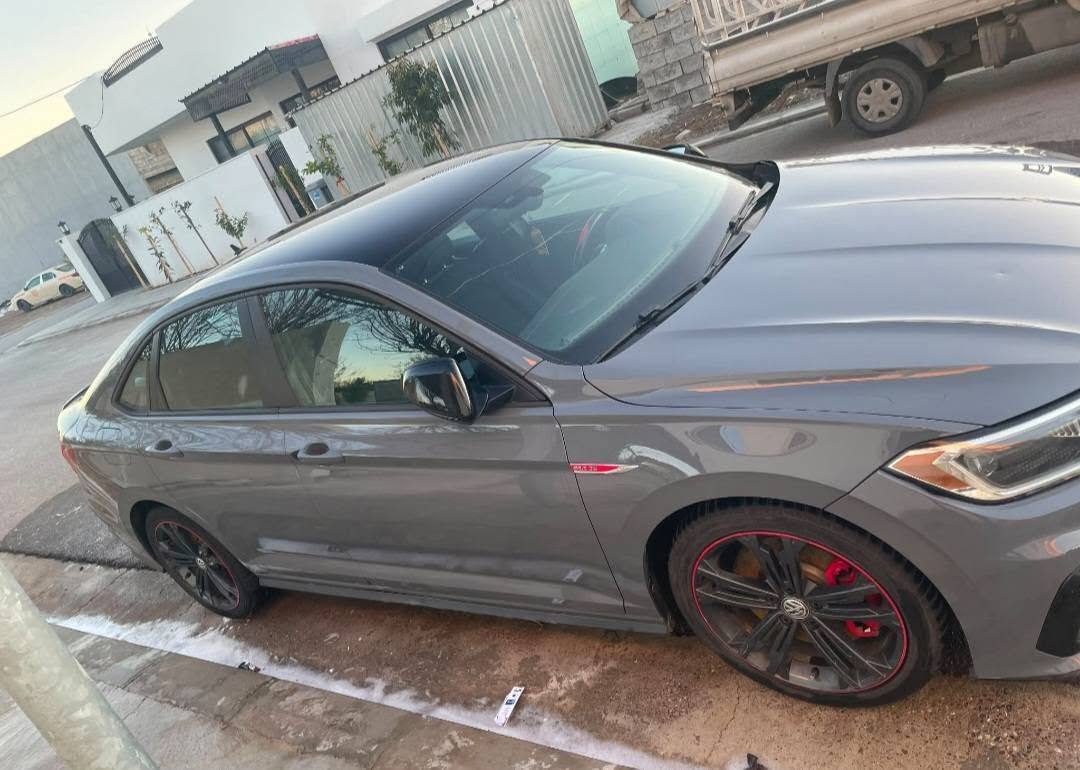 ⚜️VW Jetta⚜️
مۆدیل : 2019 👉

ڕەنگ : چیمەنتۆیی ناوازە 🩶

بۆیاغ : کلین تایتڵ دەعامی لۆ دەعامی بەشەرت 👍

مەکینە : V4
2.0Turbo 🔥

مواسەفات : GLI ❤️‍🔥
شاشە گەورە - کامیڕە - حاسە - کورشین هیتەر -  کورشینی دواوە هیتەر  - ئاوێنە ئیشاڕەت - لایت پێش و پشت لید - لایت زینۆن - بیلاد سەقف ڕەش - زۆر مواسەفاتی تر فول فولە 🫡

ماوەی ڕۆیشتن : 74,000Mile 👌

نرخ : 160$ 💵 مەجال

تێبینی// سەیارەکە زۆر پاک و خاوێنە هەموو شتێکی بیلادی ماوە یەک دەستە بێ کێشەیە گێڕ مەکینە تەبرید ڕادار بەردی گزۆز تەحویل وەکالە غەڕامە هەمووی بەشەرت بۆ زانیاری زیاتر پەیوەندی بکە لەگەڵ ڕێز .

ژمارەی تەلەفۆن 📱 :
*********** viber.whatsapp أربيل, العراق
