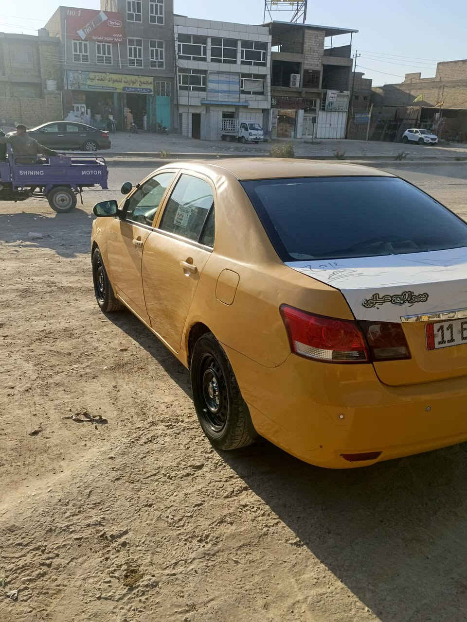 تم اعاده النشر بسبب الوعود الكاذبه ياأخي رحمه لهلك اذا متشتري لا تضحك ع العالم وتخابر وجايك العصر ومسح منشورك رجائأ اقره المنشور وتصل كل صفات سياره ذاكره عمود متكلي شبيه مابيه
السلام عليكم سياره بي وايدي موديل 13 جي3
كير ومكينه كورلا خير من الله 
تخم تاير وباتري جديد
مصفره هيئه ومرور
رقم بغداد باسمي شخصيأ 
كاتبك عقد مروري كبل
مواصفات سياره فتحه سقف
تحكم مري سنتر لوك
اشاير بالمري وشاير ترحيب بصمه
سياره مكفوله من ظربه وصبق فقط بيه خياسات قليله بلهلال لوره
تخم سماعات جديد 
حداديه 80 ب 100
نقص تبريد فقط سياره جاهزه كبل للشارع
كهربائيات كله شغلاه من طول لطول السعر 38 وبيه مجال قليل 
مكاني حله رقم بي وتساب ***********
@الجميع
