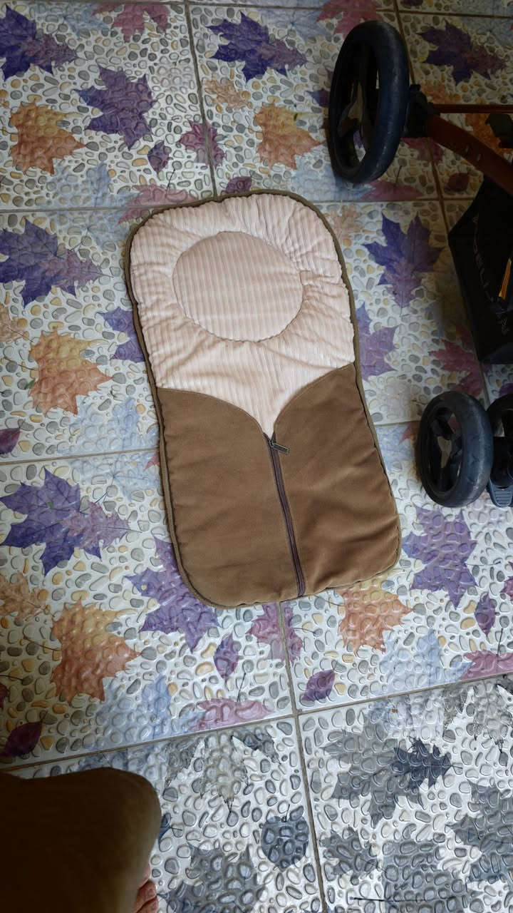 عربانة طفل جديدة وماركة معروفة
السعر قفل 100 الف
القماش شامو درجة اولى
والتوصيل مجاني كافة مناطق الديوانية
الاتصال
***********
