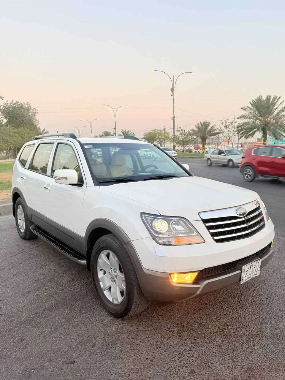السلام عليكم 
كية مهافي 2014 وارد خليجي 
السيارة فول مواصفات 1 على 1
بيها الجاملغ والدور مال الباب الخلفية  بدون حادث 
المواصفات 
فتحة سقف 
بصمة 
زراك لايت 
لايت زنون بلادي 
كشنات جلد
3 قطع تبريد 
كشنات كهربائية 
كامرة دوارة 
حساس امامي وخلفي 
مري شفط 
فور ويل دفع رباعي 
ويل كب 
ستيرن كهرباء 
السيارة نظيفة مابيها نقص مال جناي
رقم بغداد.
كير ومكينة وحدادية وتبريد وتخم تاير مكفولات
المكان كربلاء المقدسه 
السعر 128
***********
*********** كربلاء, العراق
