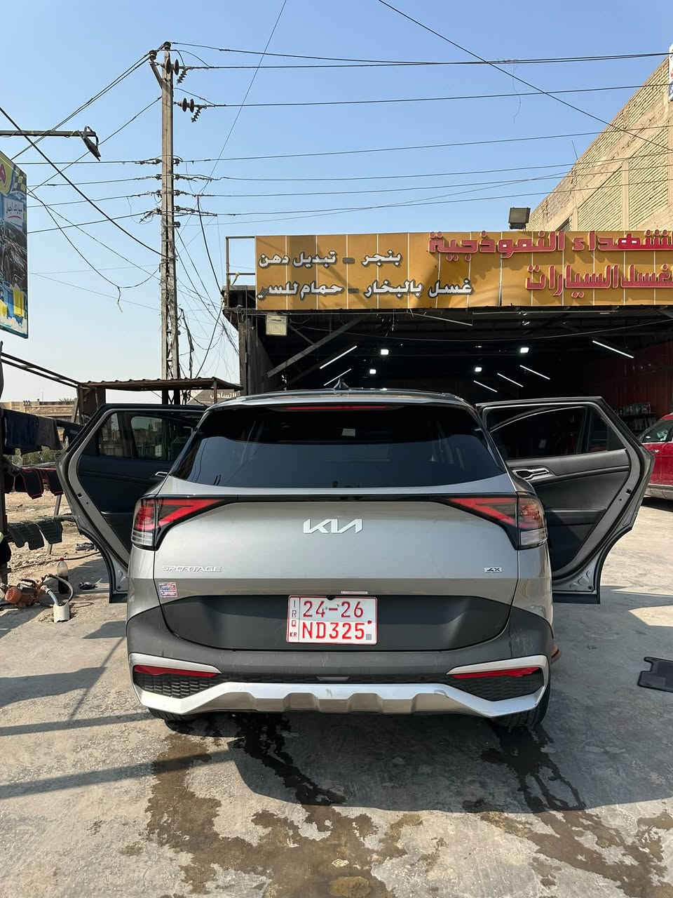 السلام عليكم 
كيا سبورتج موديل ٢٤ 
مواصفات LX
دخول جديد
السيارة ماشية ٢٧ الف 
حادثه بس الدعامية الخلفيه 
يعني تقريباً كلين بدون حادث 
السيارة كاملة 
تترقم اربيل 
مكان السيارة البياع 
السعر ١٩٤٠٠$
معا الرقم

نص مكتوب في الصور:
- 9:51 Back HD
- Back
