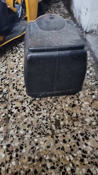 صندوق سيارة • للبيع