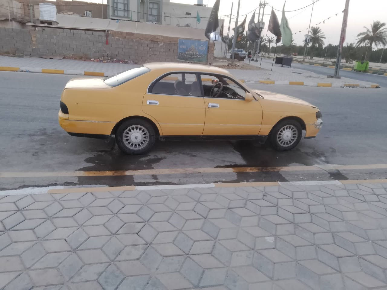 سلام عليكم بطه للبيع رقمهه بصره الماني ترهم مراوس حسب القناعة مكان سيارة واسط سعر 24 وبيهه مجال ***********
