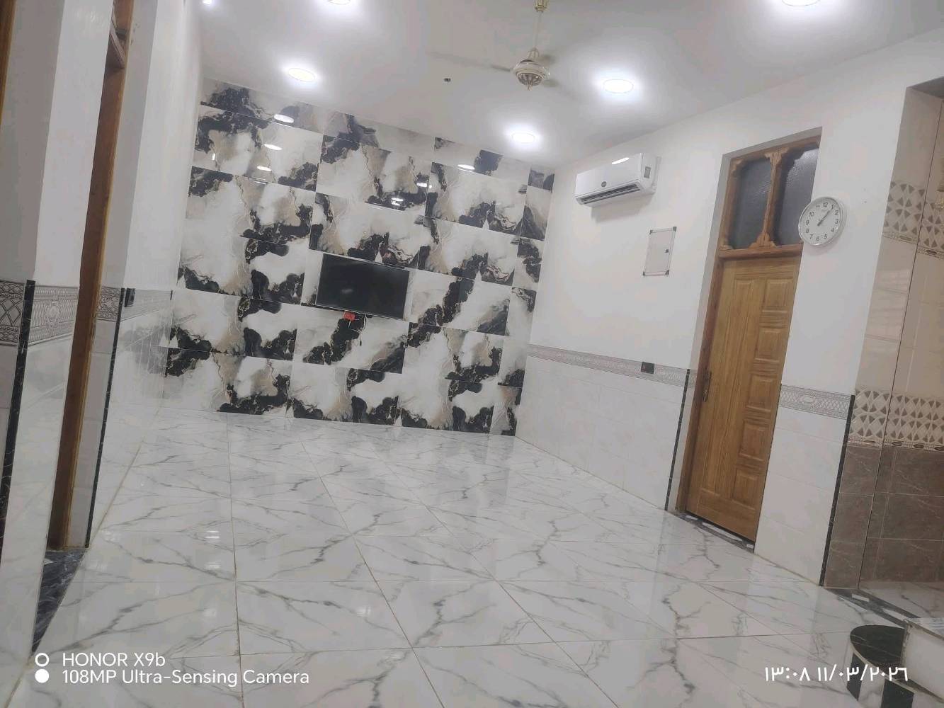 سلام عليكم بيت البيع مقابيل  سعيدات البيت بناء حديث 2025
جاهز يحتوي ع غرف عدد 2/صاله_ستقبال/مطبخ/حمامات عدد2/البيت مسلح صب درجه اول يبعد عن شارع العام 5خـط. ... وجاهز من كل شي ماء كهرباء
توصل عبر *********** بي وتساب ⤵️