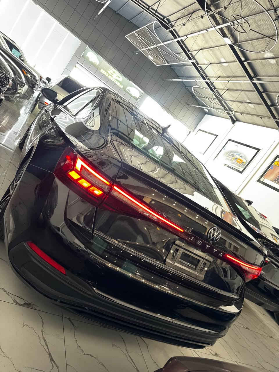 جيتا 2025 S sport
ماشية 17
قطعتين صبغ فقط
راديترات كلها اصلية
بدون شواصي شرط 
جاهزة 100/100
ايرباك سستم
لايتات ال اي دي وره قدام 
شاشة ديجيتا
فول رادارات
اسود ملكي 
سعر 136$
اربيل شركة الوتين
م ***********
م ***********
واتساب أربيل, العراق
