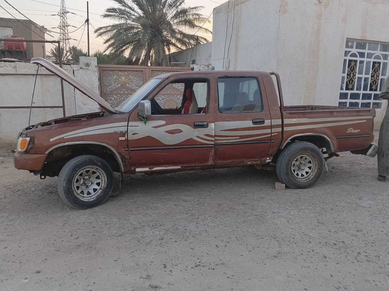 دير 2006  رقم اسود سنويه راعيه بالحله ماندله ابيع كوم حديد 
مكينه بيه دخان أبيض بدون تنقيص كير وكسن جدد حداديه جديده ستيرن جديد  عظمهاا شوفت عينك لاخياس ولا كلشي تاير وباتري نص عمر 
ب 15 وبيه مجال بسيط

***********
