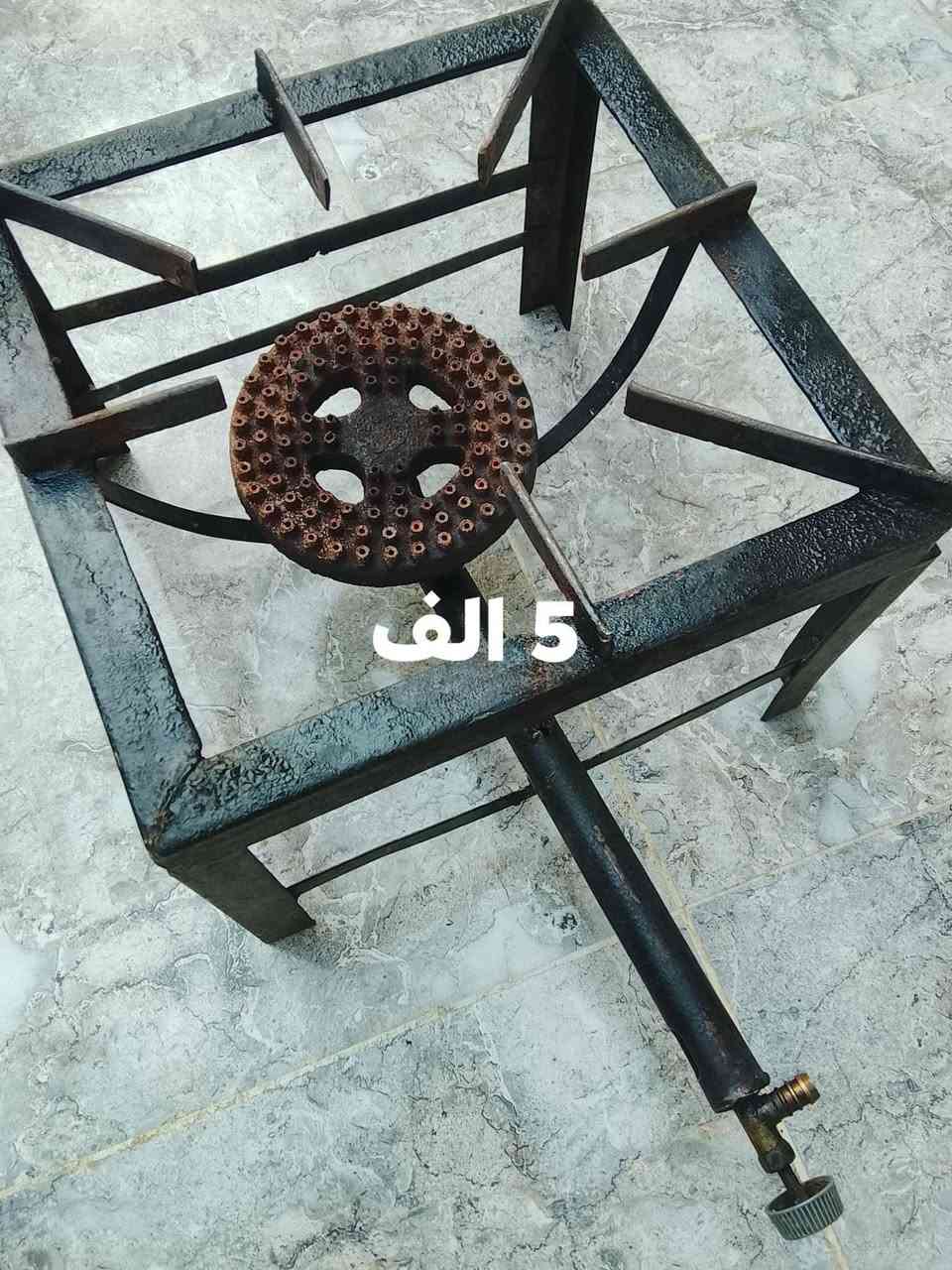 سلام علیکم
اشیاء للبیع السعر مکتوب عل صور
مکانی اربیل
کوردی 
ئەو ئەشیایانە لۆ فرۆشتن
نرخین لەسەر نوسراوە
 شوێن هەولێر
*********** واتساب
