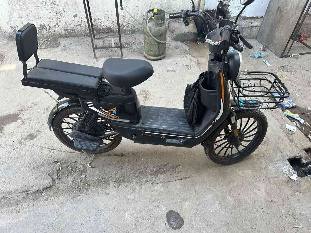الوطنية • بطاريات نضيفات • يحتاج لحيم