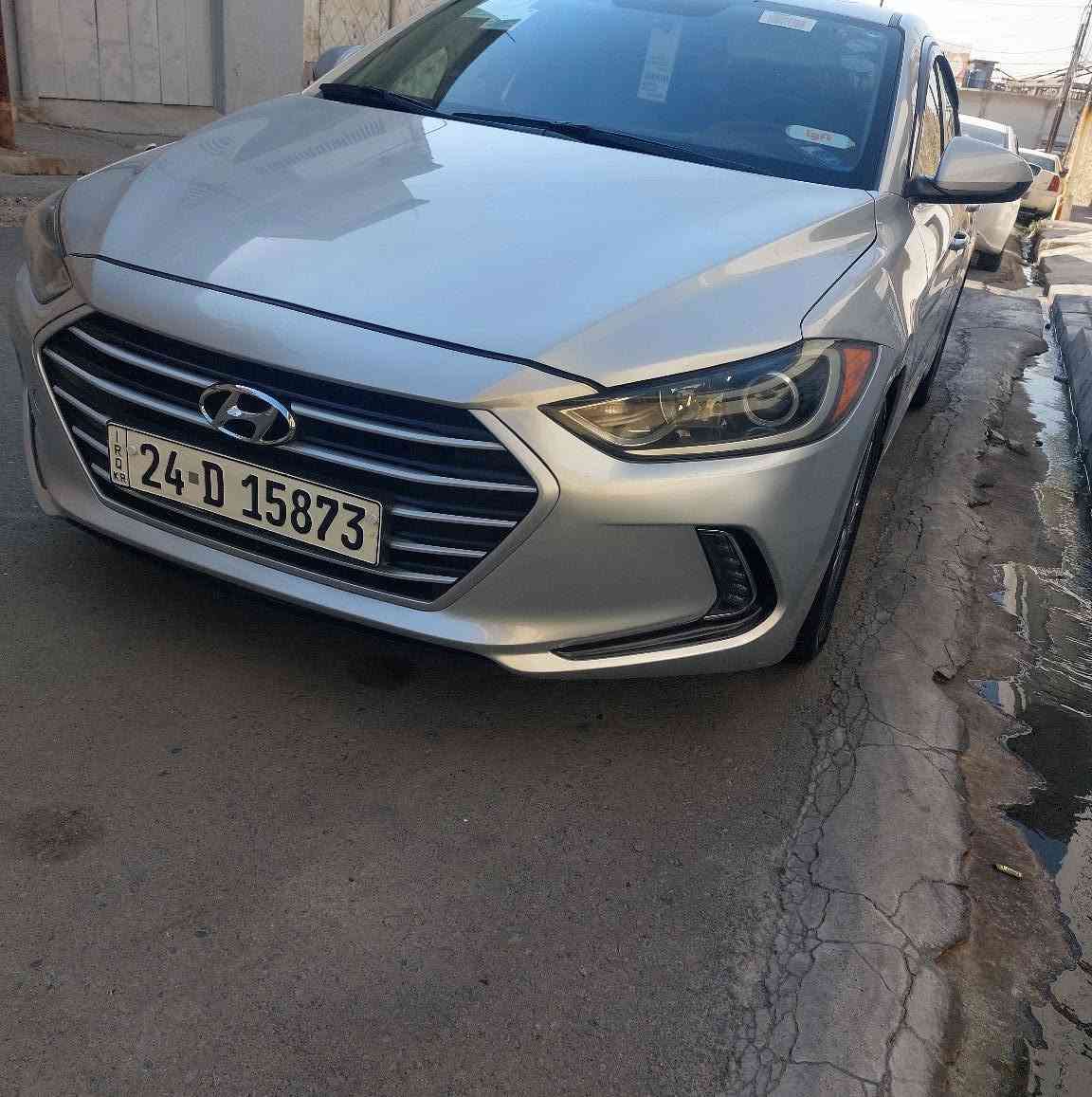 السلام عليكم 
النترا ٢٠١٨ امريكي كود واحد فول سلايت بصمه فول بيها ربع بوند صبغ بدون تبديل 
مكان السيارة موصل الجديدة 
السعر ١٣٠ وبيها مجال للطيبين 
*********** موصل, نينوى
