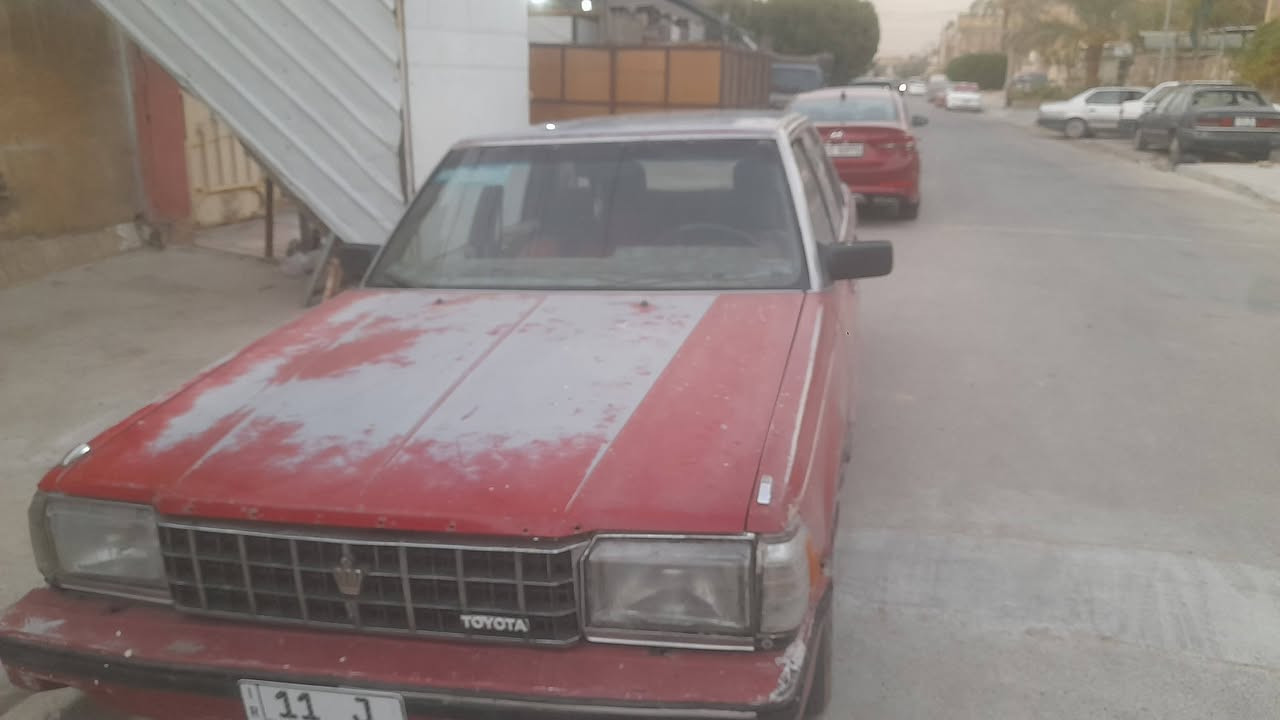 سوبر ٨٥ سياره بلاديه محرك بطه اثنين ونص كير محرك حاويه جديد رقم انكليزي بغداد بااسمنه تايرات اخو الجديد سعرها ٣٠ وبيها مجال للشراي مكانها بغداد الشعب رقم *********** لحد يتصل وره ال١٢ مااجاوب
