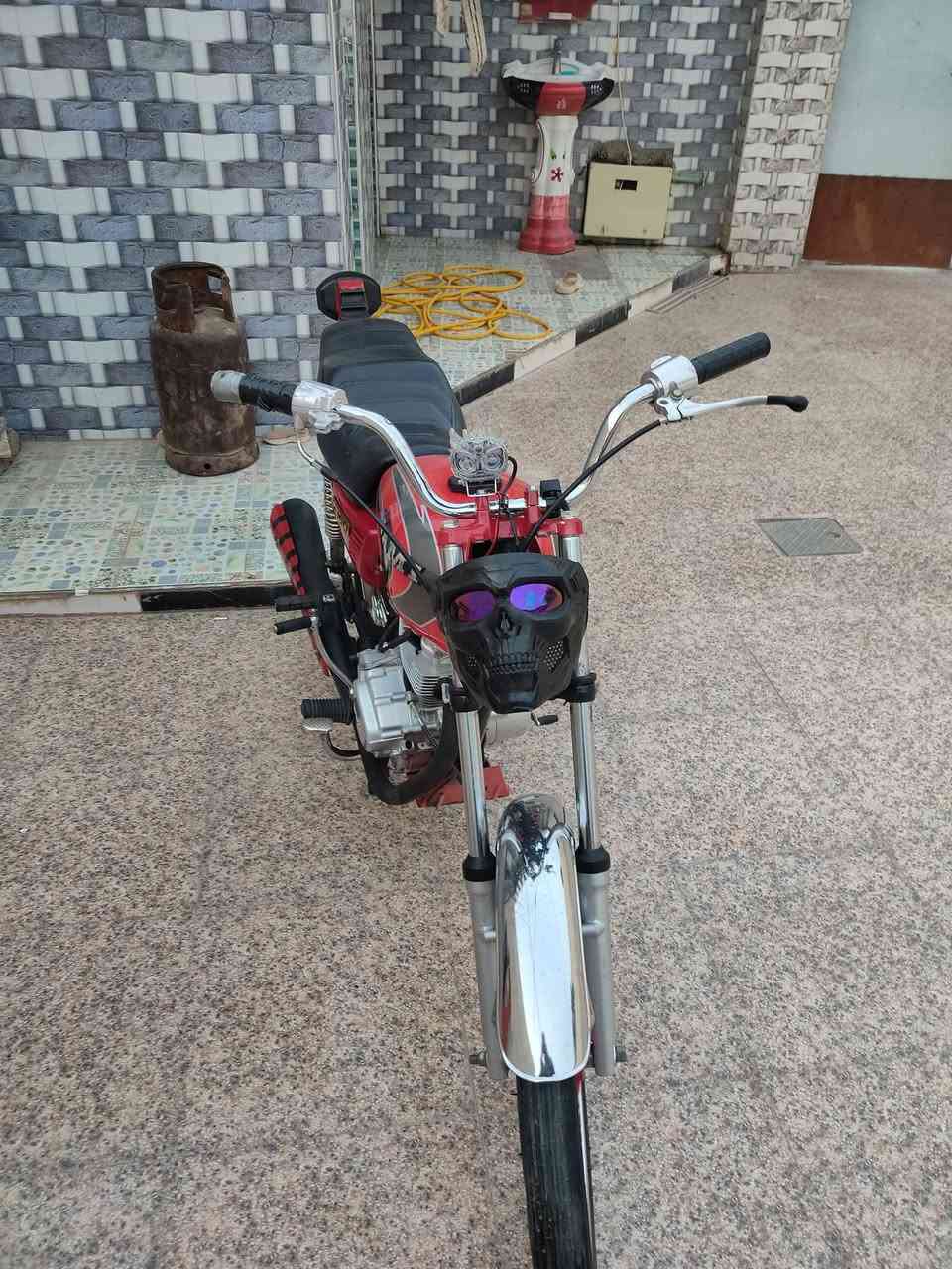 سلام عليكم درجه نامه تعمير كله جديد من عده مكينه بوشه  موديل 20 دراجه تخبل وراق سكنر  سعرهه 600 وشراي بيهه مجال مكاني شطره ***********
