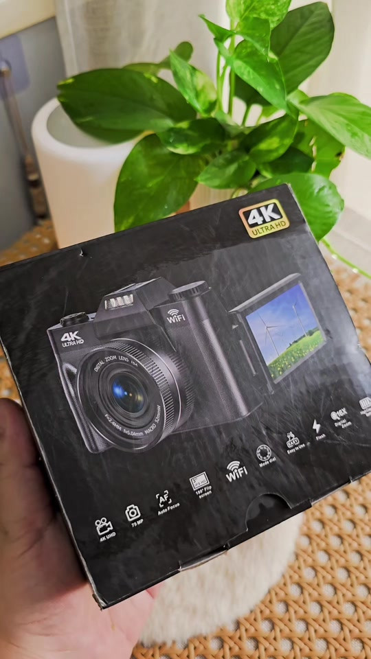 📸 كاميرا 4K بتفاصيل تجنن ✨ 🔹 دقة 75 ميگابكسل 🔹 Wi-Fi للاتصال ونقل الصور بسهولة 🔹 ذاكرة 64GB 🔹 زوم 18X 🔥 🔹 مناسبة للتصوير اليومي، السفر والمناسبات صورة أوضح، تفاصيل أجمل وذكريات تبقى 💕 📩 للطلب والاستفسار راسلونا#كاميرا #تصويري #تصوير #explore #viralvideo 
