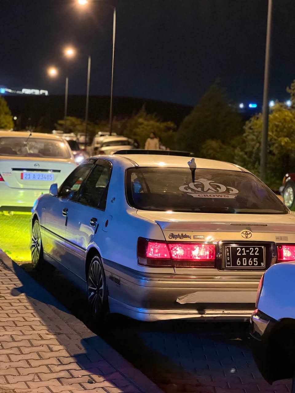 سڵاو هاوڕێیان ئەم مەلیکەمان هەیە بۆ فرۆشتن d4 بچوکە سەیارەکە بەس ماشەڵای ئەوێوێ تازە سێرڤز کراوە دیلکۆو شتی نییە مۆدێل ٢٠٠٣ یە ٢ دووگمەیە سەرو بن نەجەفە داژبوڵ تەقەڵ نییە ئاوێنە کارەبا ئاوێنە هیتەر ٤ کوشن کارەبا سەیارەکە سپۆڕت کراوە تایەی تازەیە ڕۆنی تازە گۆڕاوە سەیارەکە هی مەعرەز نییە هیماڵە کامل مەسروف کراوە بێنوقسانی سعری ٣٩ گەڵا بڕاوەیە تەبرید ساردوو گەرم بەشەرت  ئەگەر مشتەرینیت سەرمان مەیەشێنە رقم ***********. سەیارەکە کۆدی بۆ کراوە بارکۆدی بۆ وەر گیراوە
