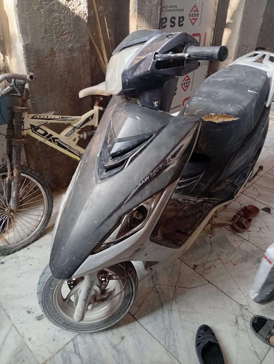 للبيع نضيفه سعرهه 250 وبيهه مجال ***********
