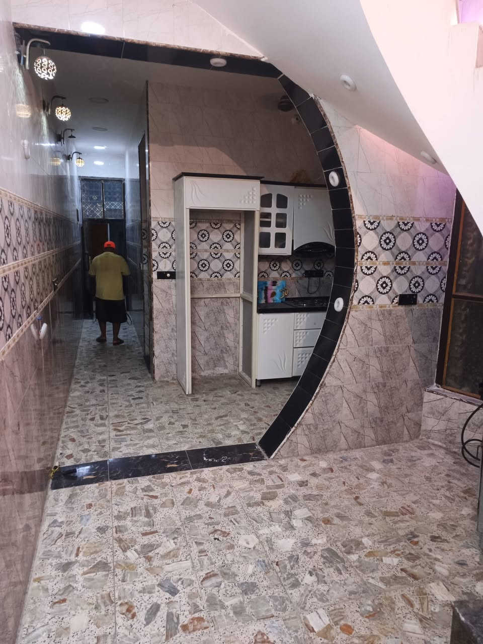 دار مساحه 100م  طابق واحد موقع بغداد الحسينيه مسقط يم عمرت المصري سعر55 
***********
