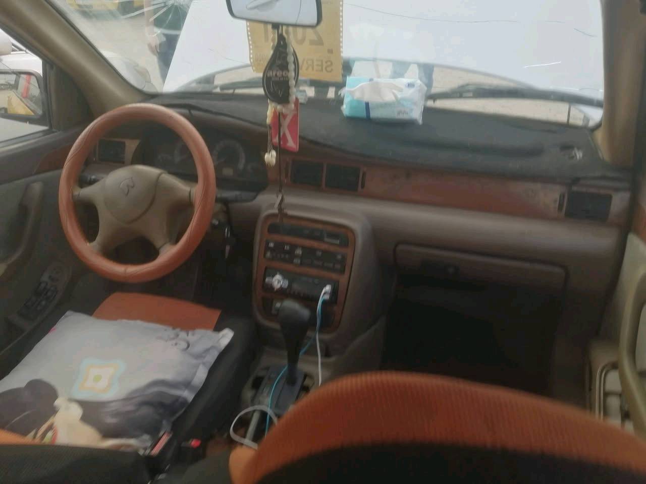 مصفرة • موديل ٢٠١١ • بها مجال