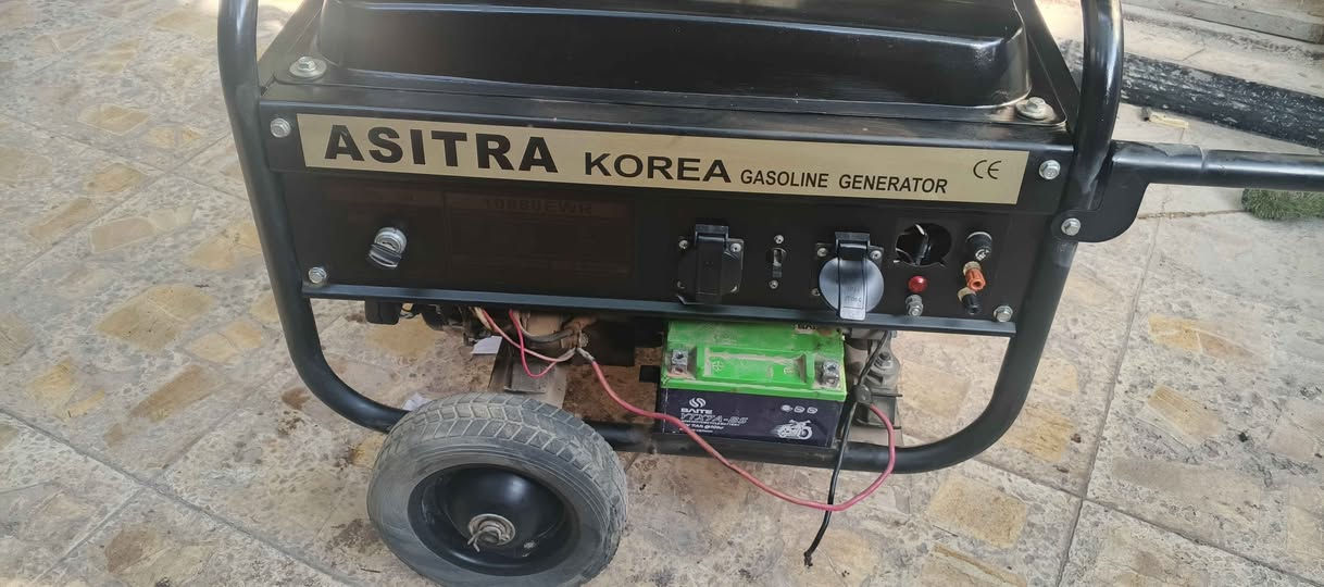 مولدة أسترا كورية أصلية 🇰🇷🔥
⚡ المواصفات:
🔹 أسترا كورية 🇰🇷
🔹 الباب الأول بانزين
🔹3 كيفي — 12 أمبير
توصل لل3.5 كيفي
🔹 سلف.. وريمونت.  وهندر
🔹 ملف نحاس
🔹 الحجم الكبير
تايرات  ربل بدون چوب او نفخ
دبلات رباعي لتخيف الاهتزاز
🔹 مشتغلة شي قليل كلش
🔹 ما داخلة بأي تصليح
🔹 رون سلولي اوتوماتيك 
🔹 الحالة كلش نضيفة ✨
🔹 جاهزة للفحص والتجربة

💰 السعر: 250  ألف قفل

📍 الموقع: بغداد — الكاظميه 

📞 للتواصل: [***********]

 مولدة نظيفة، استخدام قليل، ملف نحاس،. بغداد, العراق

