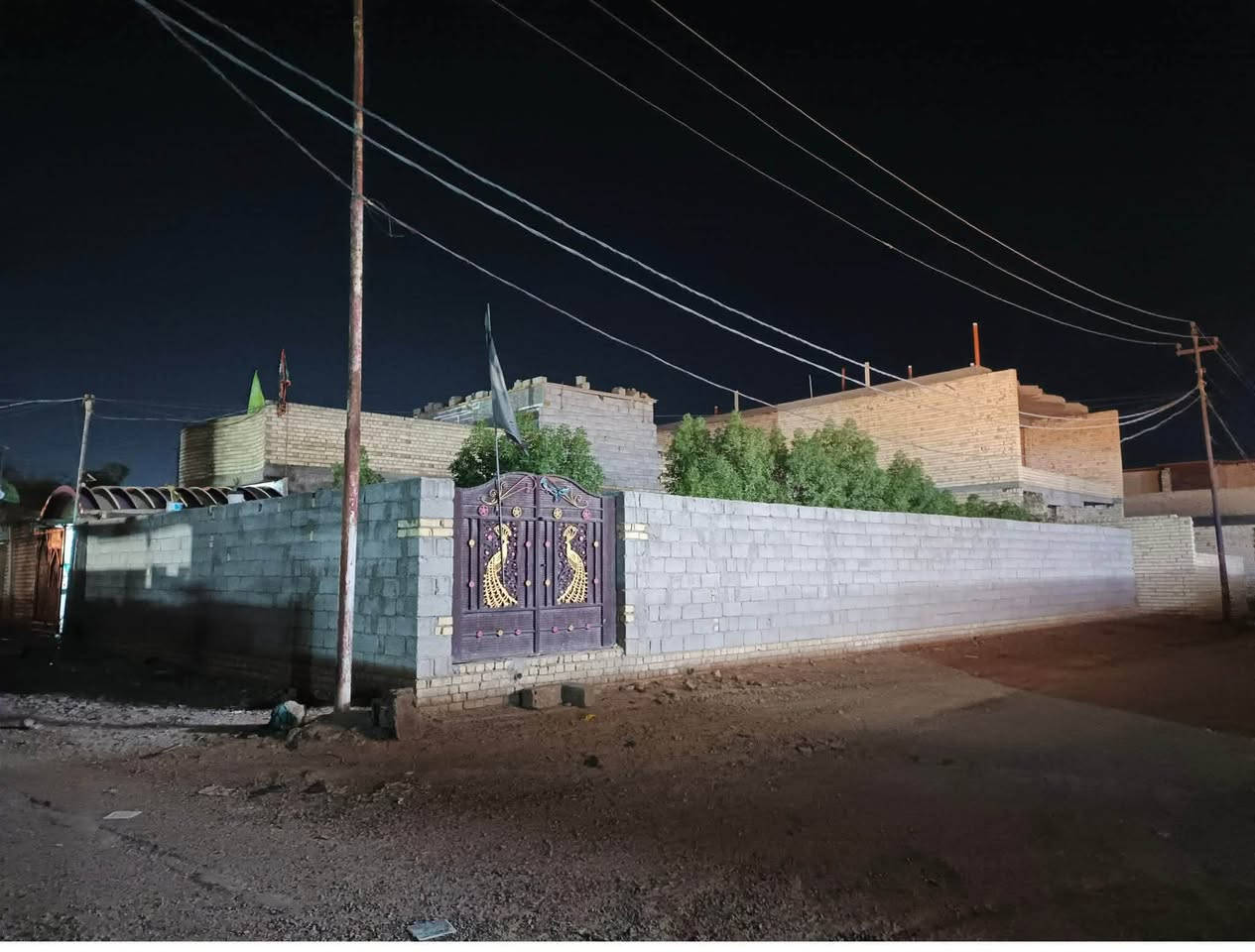 سلام عليكم بيت وقطعه ركن قطعه 231قريبه ع شارع لعام 80م وللبيت 140م  نهروان مقابيل نازحين سعر  خاص اتصل بيك خير ودلل ***********
