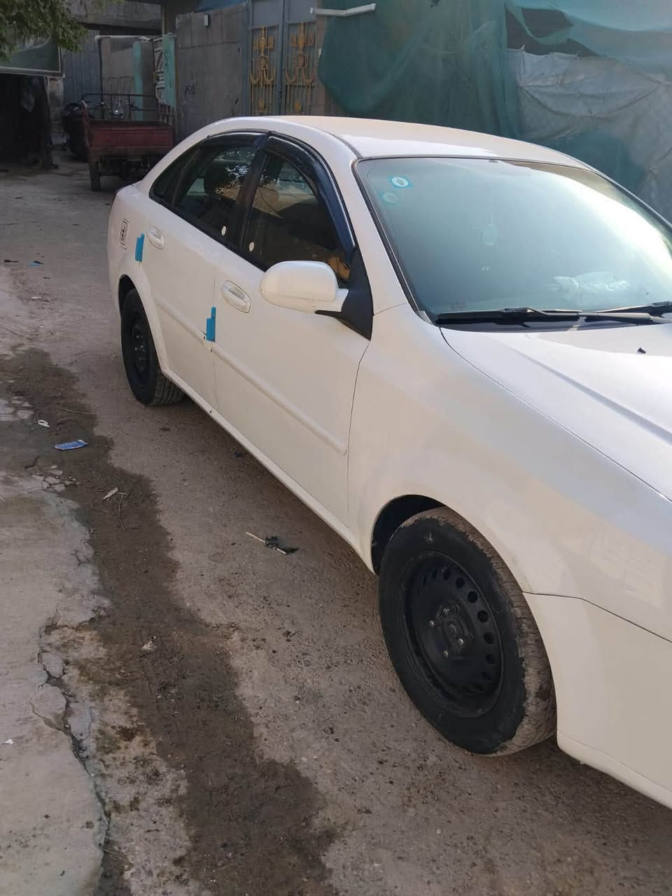اوبترا • ٢٠١١ • للبيع