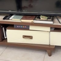 طاولة تلفزيون • طاولة طعام • رف كتب