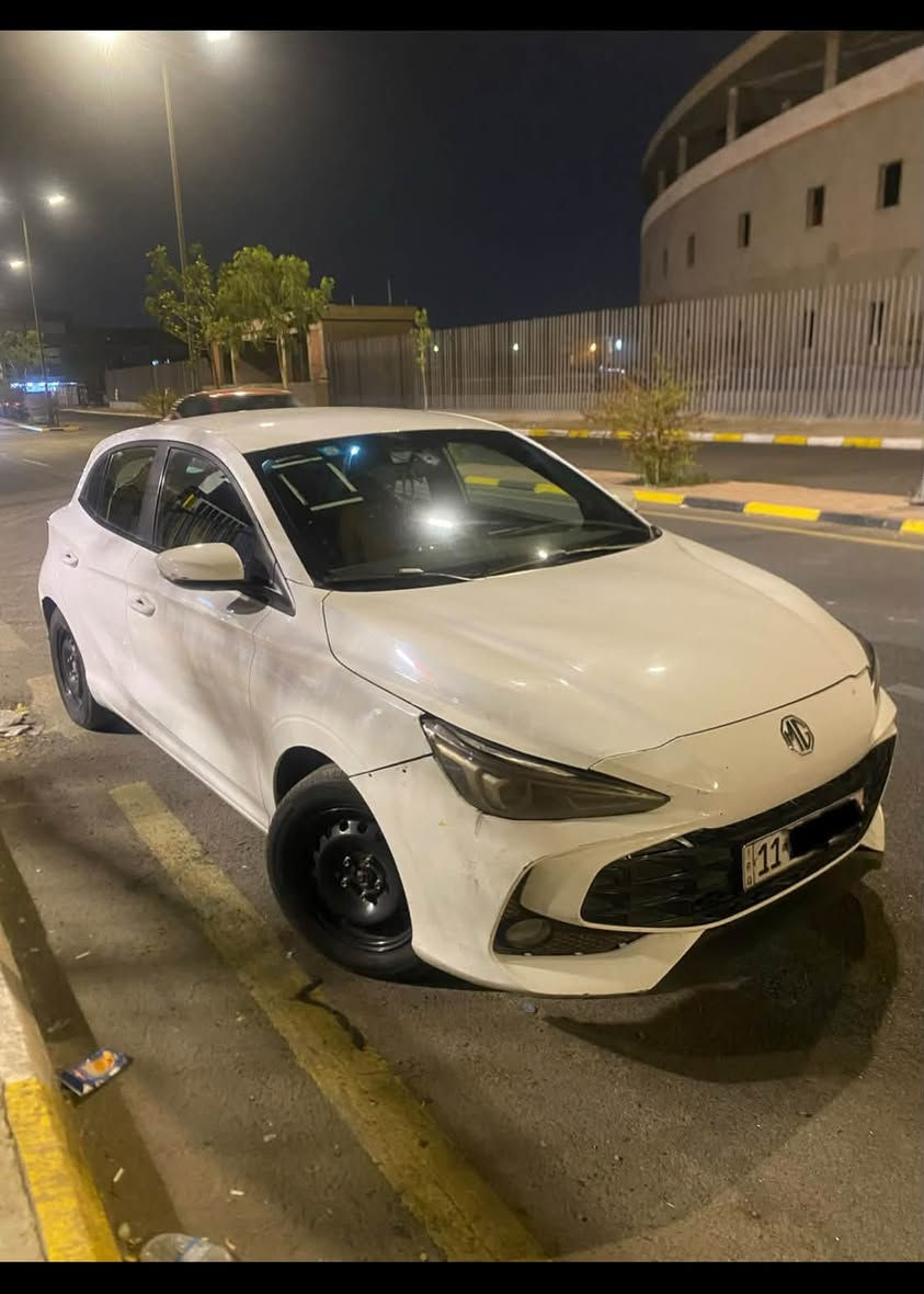 السلام عليكم
السعر جداا مناسب 

MG3 2025 رقم بغداد السياره ماشيه 82 الف ميل 

بيهه منضومه غاز يعني لا صرف لا دوانز السياره يرادلهه ترتيب محتاج واريد ابيعهه مرات يصير بيهه 

(صفنه بالتحريكه مااعرف السبب) عليهه غرامات 4 ينزلن من سعرهه مابيهه لا صبغ لا بارد لا تبديل دعاميه اماميه تعبانه تحتاج تبديل صدر خلفي مضبوط امامي 60% تبريد تدفئه شغالات السعر 88 مكاني بغداد الكرخ للتواصل *********** بي واتساب
