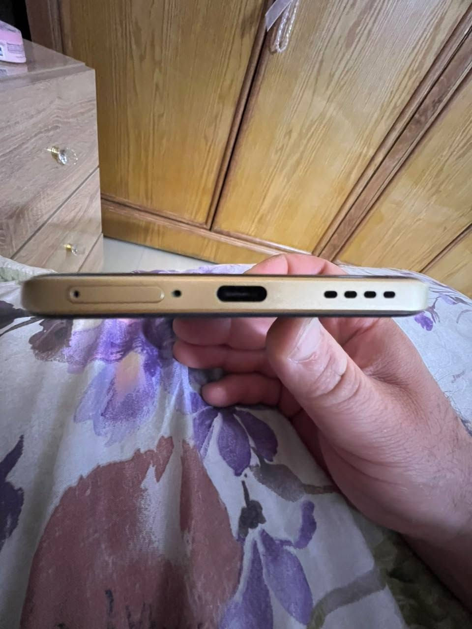 ريلمي 15 برو 5g لمتد اديشن النسخة الخاصه
ذاكرة 512
عشوائيه 12+14
النظافه99%
ملحقات فقط شاحنه بدون كارتونه 
بيع او مراوس حسب القناعه
بغداد الشعب لو كراده
***********
