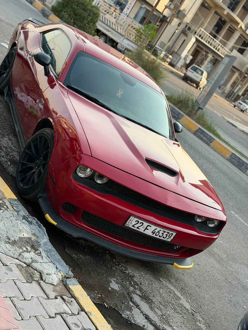 جالنجر 2016 حادث بدون دواخل سطحي بنيد وجاملغات اماميه رقم اربيل السعر ١٤٠ قفل اتصل ***********

نص مكتوب في الصور:
- gt_1tk