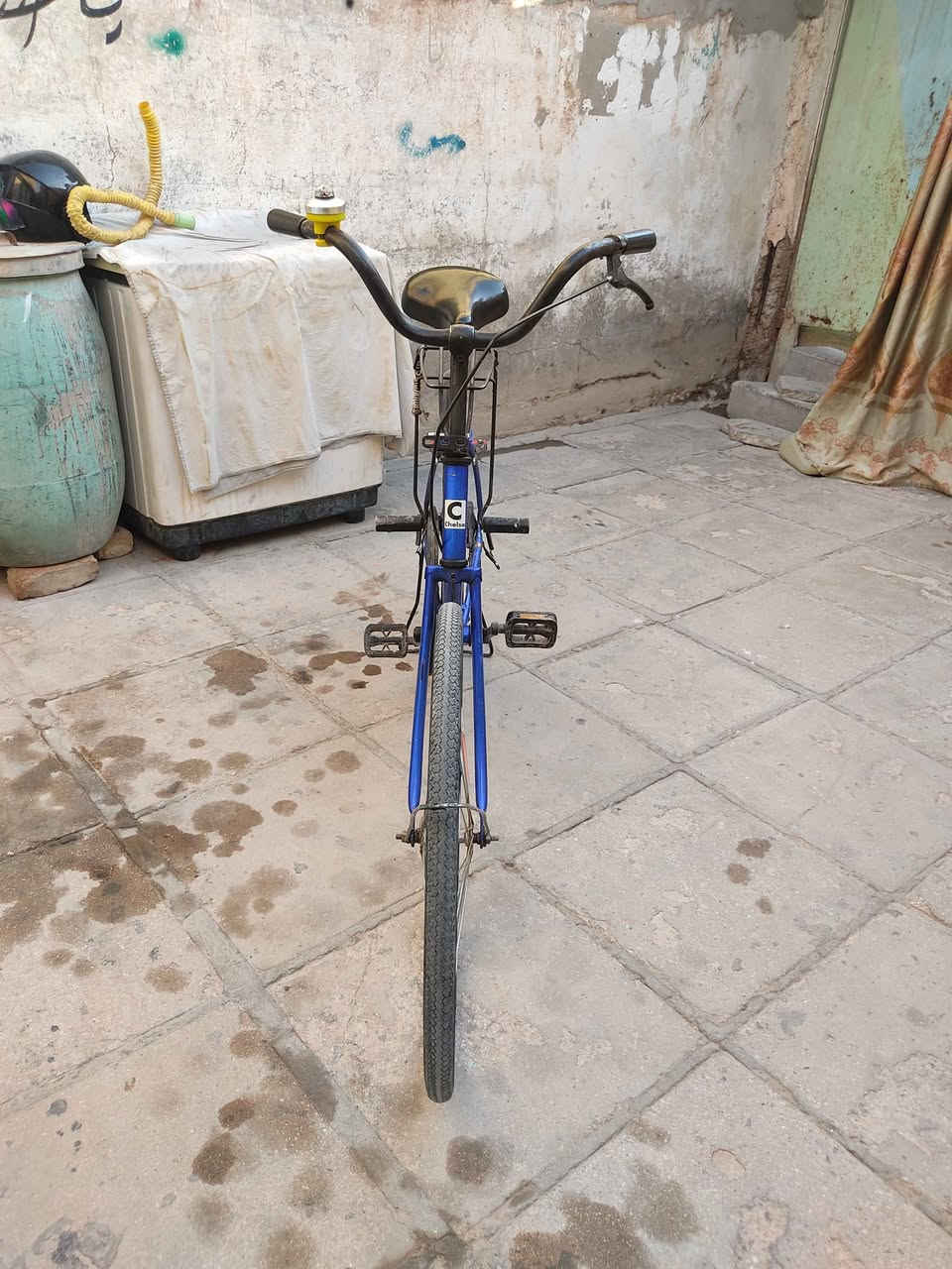 🚲 دراجة هوائية للبيع – بحالة جيدة

دراجة هوائية Chelsa للبيع، مناسبة للاستخدام اليومي والمشاوير داخل المنطقة.

✅ هيكل قوي ومريح
✅ رف خلفي لحمل الأغراض
✅ رفارف أمامية وخلفية
✅ عواكس على الإطارات لزيادة الأمان
✅ مقعد مريح وقابل للتعديل
✅ الدراجة جاهزة للاستخدام

📍 الموقع: النجف الأشرف
💰 السعر: [80 الف]
📩 للجادين فقط، التواصل عبر الخاص. او ***********

السعر قابل للتفاوض بالمعقول. النجف, العراق
