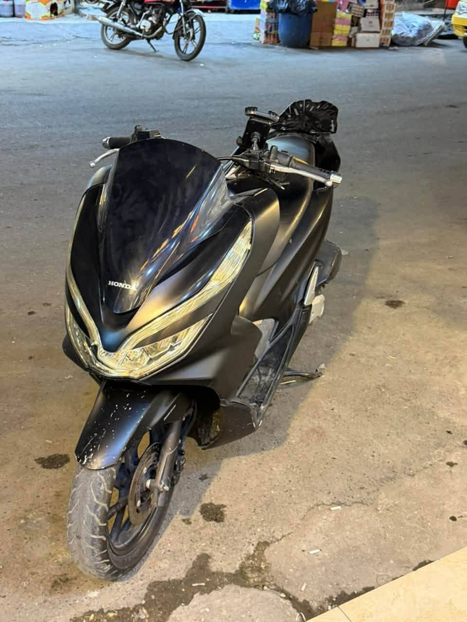 pcx جيل ثالث
الدراجه انطي بيها ضمان مفتوح
تجي تاخذها من باب محلي سعرها 11$
***********
