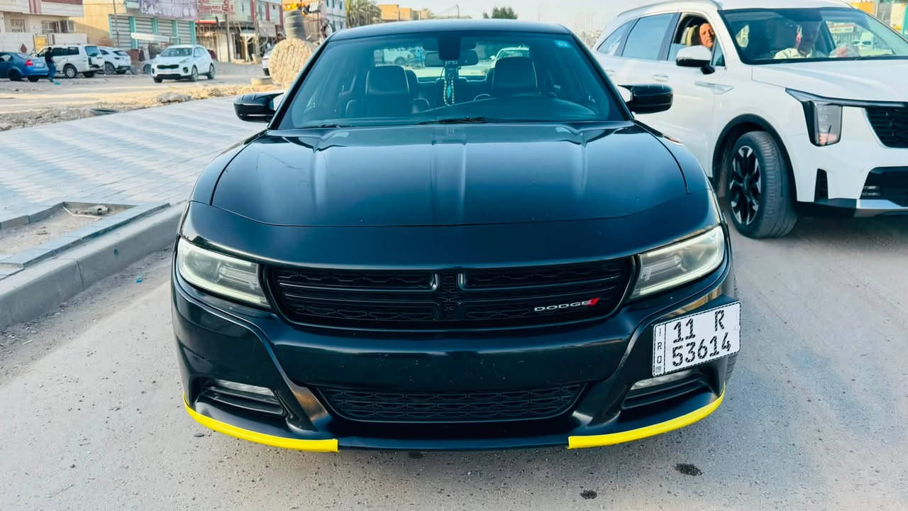 دوج جارجر موديل 19 SXT PLUS
تو ويل 

محرك 3600 

بصمه +كشنات خزن 

رادار بلمري +شاشه جبيره 

تشغيل عن بعد 

كراسي كهربائية 

حساسات خلفي كامره دواره 

السياره جديده ستعمال شخصي 

رقم بغداد نكليزي باسمي 

السعر 235 

مكان السياره بابل شارع 80

السياره جاهزه من كلشي حداديه + تخم تيرات 

تبريد شغال 

***********
