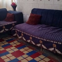 للبيع ديوان خمس مقاعد لون نيلي للاستفسار الاتصال على الرقم التالي  077...