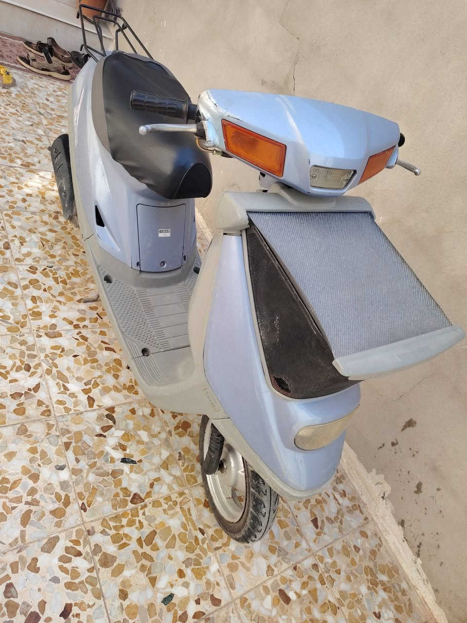 ماطور بزون سلف كهربائيات كيج بانزين  شغال شاصي شرط  درع اصلي والباقي كدام العين سعر   300  وبي مجال اتصل ***********  او واتساب
