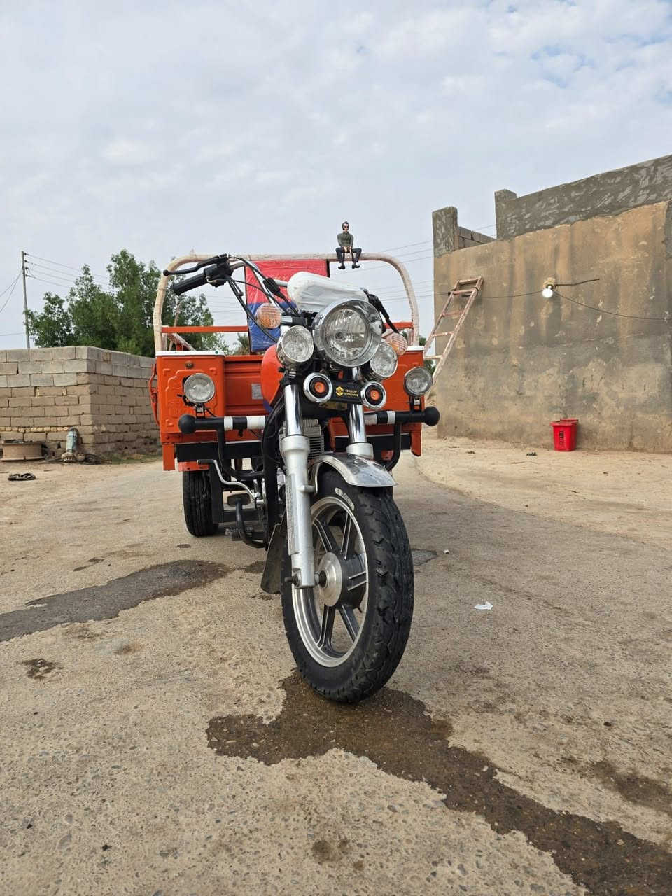 سلام عليكم ستوته مديل 23 طالعه ب26 مكاني الكحلاء الشراي يتصل ***********
