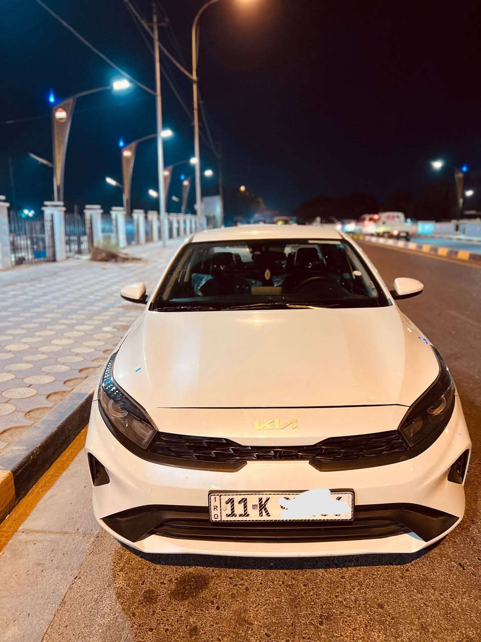 السلام عليكم
كيا فورتي  موديل 2024 وارد امريكي 

رقم بغداد تحويل مباشر

 • المحرك: 2000 دوش

 • شاشه تدعم الكاربلي والاندرويد اوتو 

 كاميرا خلفية

 • تحكمات ستيرن

 • السيارة نظيفة جداً وجديدة بمعنى الكلمة بدون اي نقص

ماشية 48 الف 

حادث السياره دعاميه اماميه + بدنه وراديتر بدون لغد بدون شاصي بدون تبديل بدون صبغ 

صور الحادث  مرفقه  بالمنشور 

السعر 145 بيها مجال 

مكاني بغداد الكرخ 

***********

نص مكتوب في الصور:
- bidfax.info Історія страхових аукціонів США » Kia » Forte » Kia Forte Lxs 2024 White 2.0L vin: 3KPF24AD9RE766536 Kia Forte Lxs 2024 White 2.0L vin: 3KPF24AD9RE766536 Фін. ставка: $4600 Аукціон: IAAI SOLD Номер лоту: 41262129