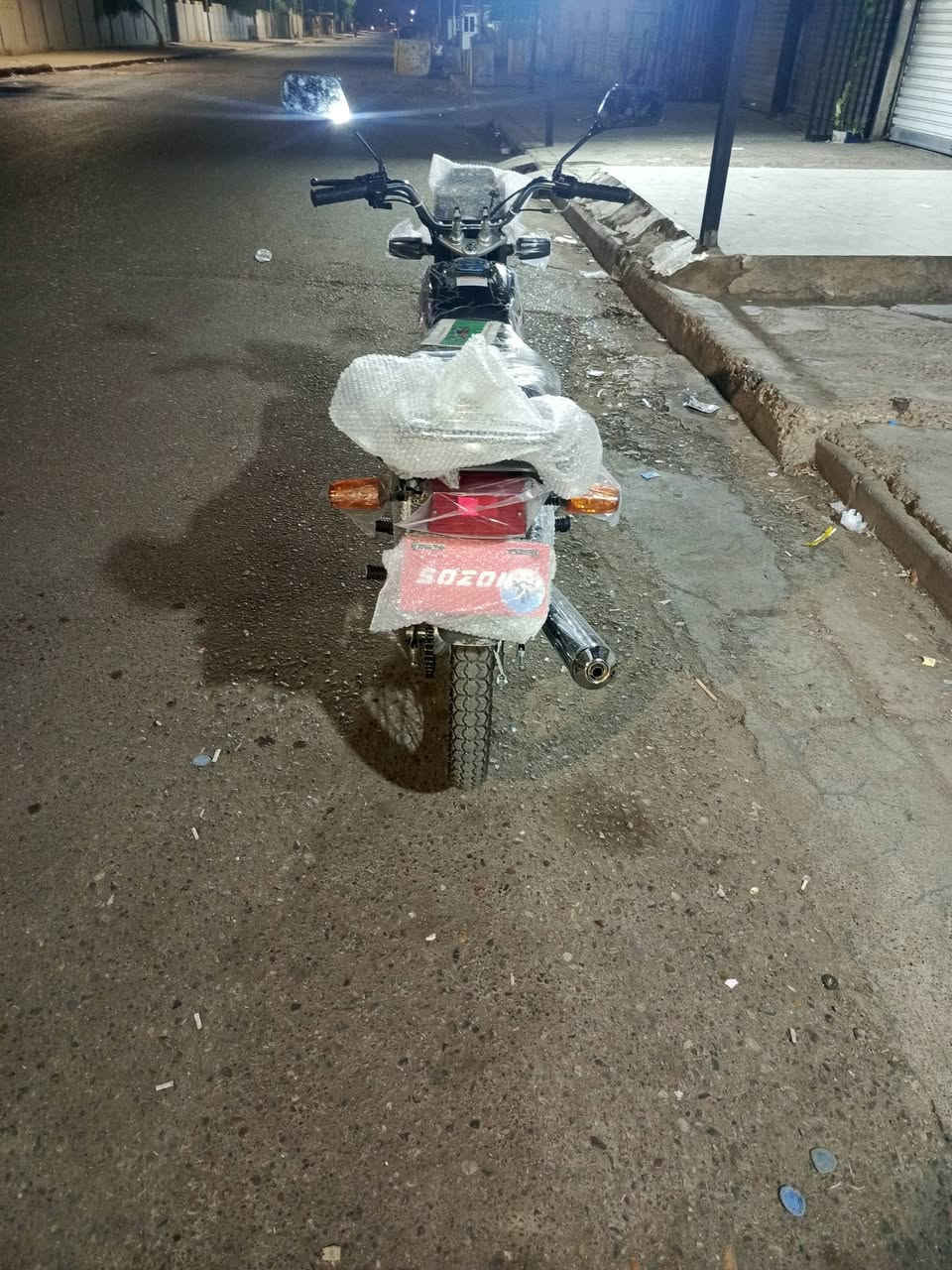 السلام عليكم... ماطور سازوكي مواصفات MZ خبط دهن وبانزين ماطور بعدو صفر صار أربعة أيام من طالع من المعرض موديل 25 منفيس سعر 950 وبي مجال للشراي خاص ما اجاوب اتصال فقط 
***********
*********** مكاني كركوك
