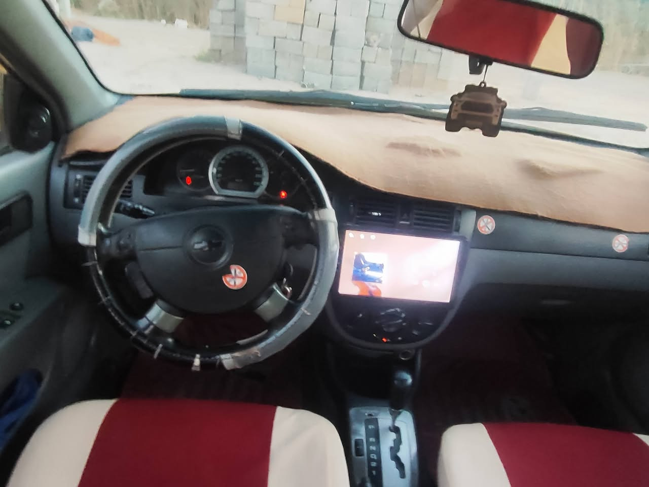 محرك 1600
شركة العامة للسيارات
سيارة جاهزة تبريد، حدادية 
ضربة چاملغ ،مبدل امامي 
سنوية باسمي للسنة 2031 
تحويل ثاني يوم
سعر 57 ورقة
العنوان / بغداد  المدائن / ناحية الوحدة  
***********
