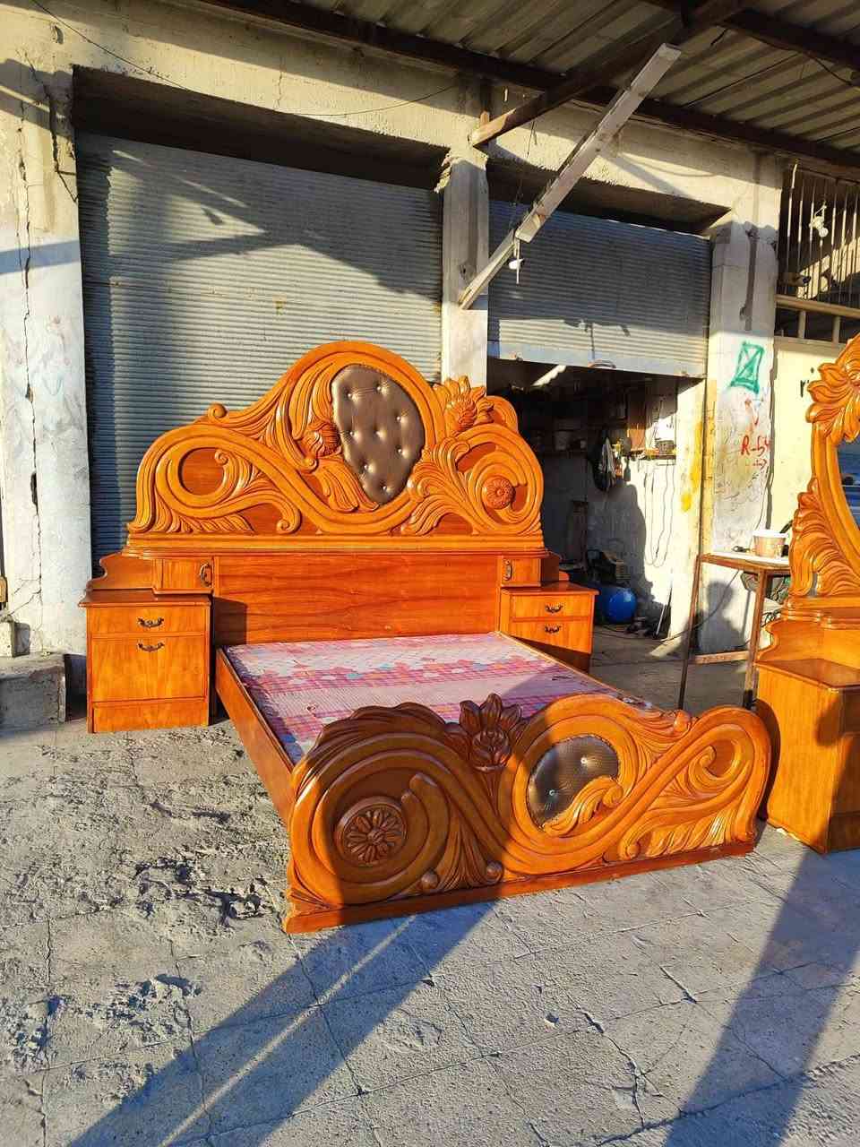 غرفة • نظيفة جدا • شغل ثقيل