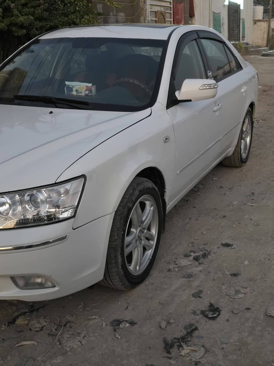 السلام عليكم سوناتا ٢٠٠٩ رقم بغداد دولي فول فتحه خليجيه جاهزة من تخم تاير حداديه مكينه وكير مشروطه سيارة نظيفه
بيه صفحه العبري صبغ. *********** مكاني بابل القاسم

