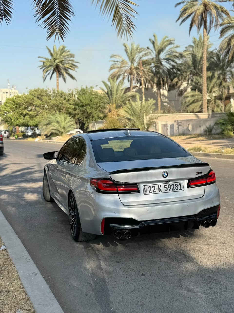 للبيع BMW 530i  G30 xDrive 2018
كت كامل
M5 كم بتشن

 M5   Competition  كت كامل 🔥

سيارة مميزة جداً وبحالة جميلة، ومتحولة M5 كامل تعطيك شكل الـM5 الرياضي والفخم.

المواصفات:

• BMW 530i xDrive
• موديل 2018
• دفع رباعي xDrive
• مكينة 2.0 تيربو.    (B48) 
• 4 سلندر
• قوة 248 حصان تقريباً
• قير أوتوماتيك 8 سرعات
• سيدان 4 أبواب
• مكينة اقتصادية وقوية بنفس الوقت ( B48 )
• ثبات وأداء ممتاز بفضل نظام الدفع الرباعي

التجهيز الخارجي:

🔥 M5 Competition كامل
🔥 تحويل كامل للشكل الرياضي
🔥دعاميات M5
🔥جاملغات جانبية M5
🔥 ديفيوزر خلفي رياضي
🔥 شكل خلفي رياضي
🔥 تفاصيل M5 الخارجية
🔥 مظهر هجومي وفخم يخلي السيارة مختلفة تماماً عن الـ530i الاعتيادية

الداخلية والتكنولوجيا:

. ستيرن كاربون فايبر اصلي 
• داخلية BMW فخمة
• شاشة ونظام ترفيه BMW
• كاميرا خلفية
• حساسات
• تحكم بالمقود
• أنظمة أمان وثبات
• مقاعد رياضي وفخمة
• جميع مواصفات الفئة الخامسة المعروفة

📌 رقم الشاصي موجود ومتاح للفحص

السيارة 530i xDrive أصلية من المصنع ومركب عليها M5 Competition  كامل، يعني تجمع بين اقتصادية الـ530i + شكل وأجواء الـM5.

السيارة مناسبة جداً للي يريد فخامة BMW + شكل رياضي قوي بدون تكلفة وصرفية الـM5 الأصلية.

الحادث دخولها سرقه للعراق يعني ماكو ضربه فقط سرقه جاملغات موضح بلصورة 

 صار بيها ضربه بسيطة جدآ جدآ هنا شاملغ وبنيد 
ملاحضة 
الاوياله يرادلهن تصفير الامامي 
شغله بسيطة يعني فقط 

السعر    اتصل وتدلل 

الموقع: [ الدورة محطة الكهرباء ]
للاستفسار: [ *********** ]

🔥 للجادين فقط — الفحص مفتوح وبكل رحابة

