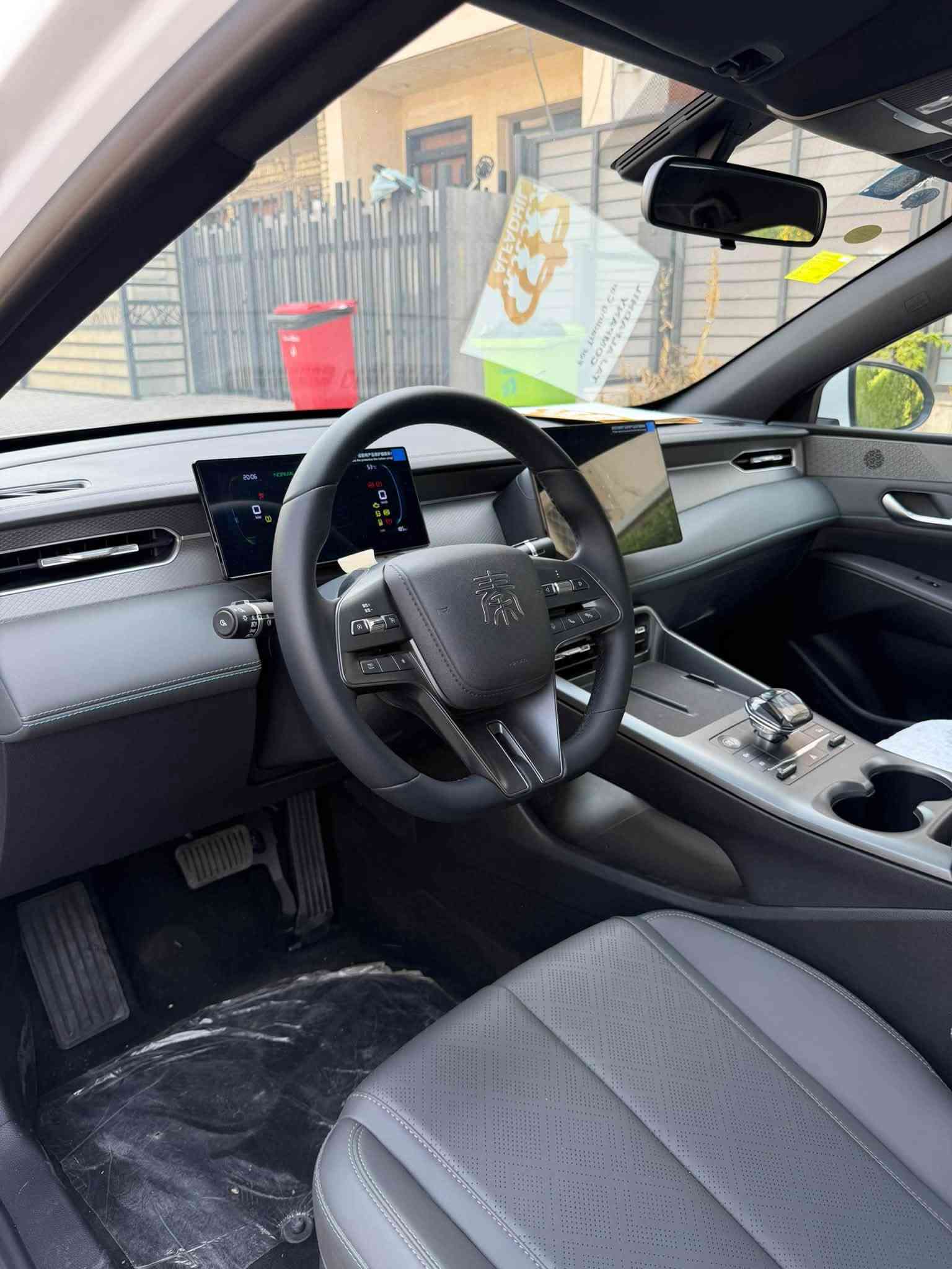 متوفر BYD چن بلاس 2025. زيرو بنظام التقسيط
للاستفسار ***********
