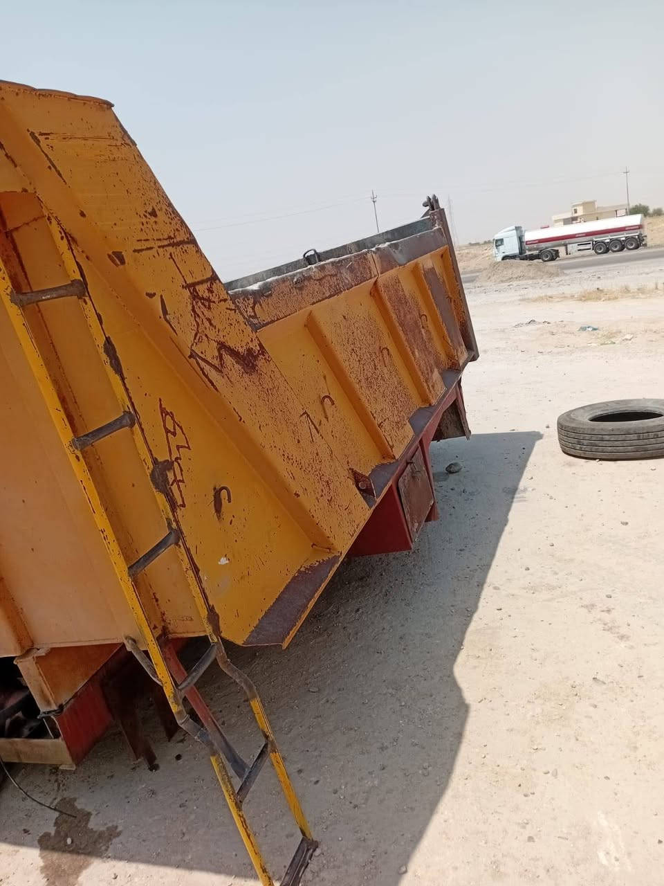 السلام وعليكم بدي للبيع مايلر الستفسار على هذا الرقم ***********
