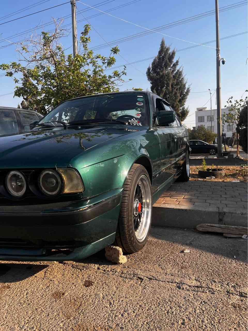 Bmw 1990 525 
گێڕعادی گامە لۆ جوانی بێ لێدران
٥٨ وەرەقەو مەجال أربيل, العراق
